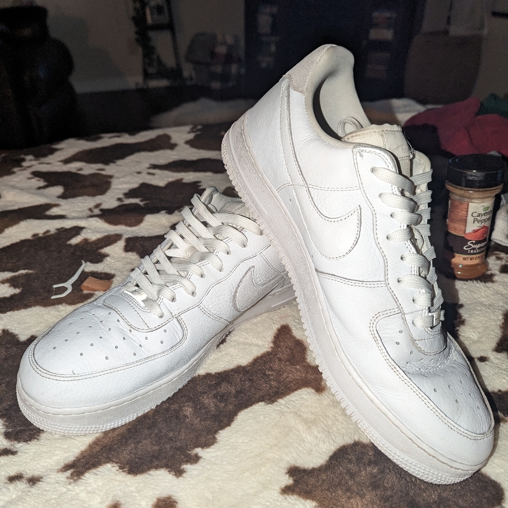 Air Force 1 '07 mens size 15